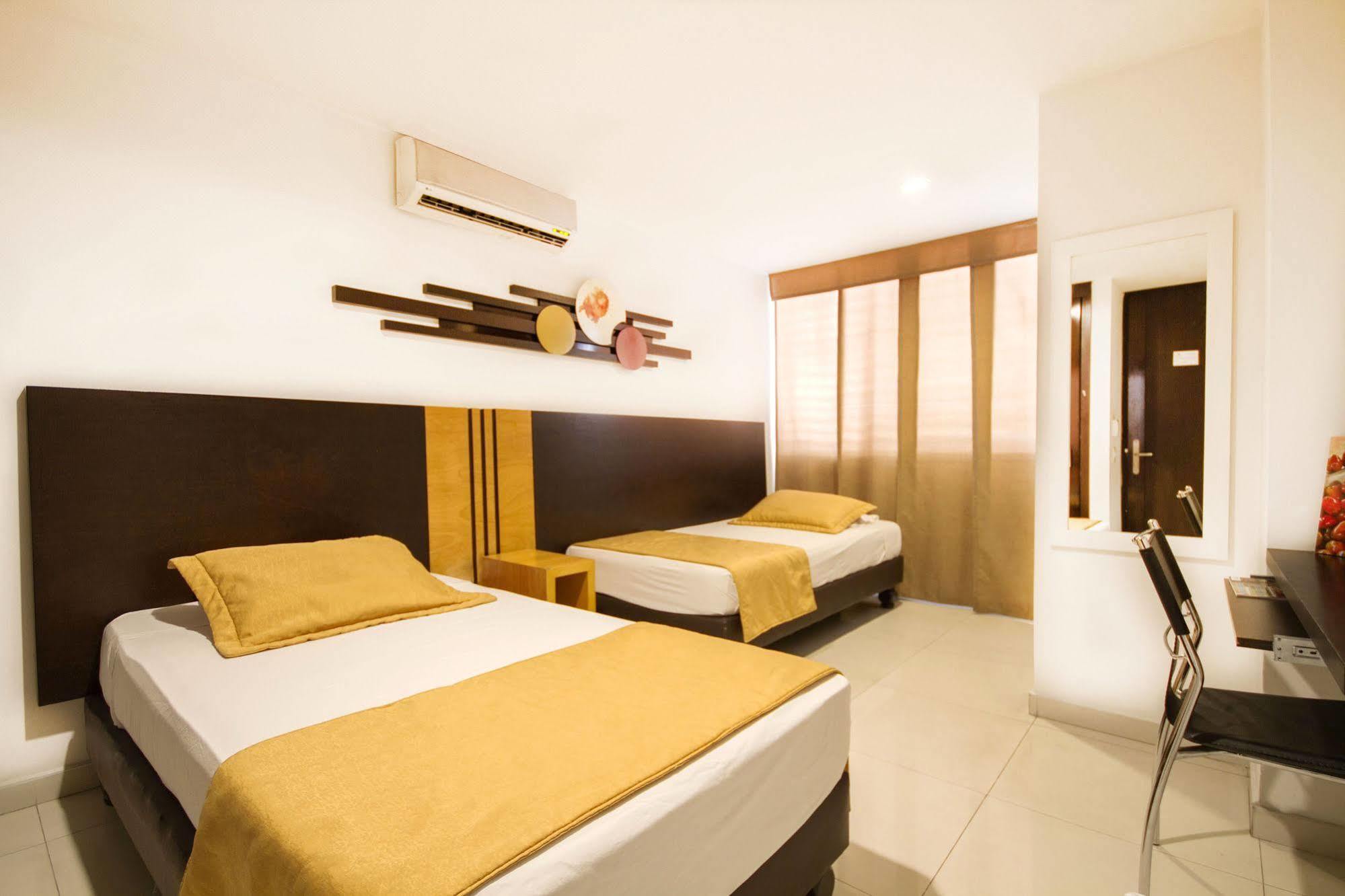 Aw Ariston Vegas De Granada 4* Cali