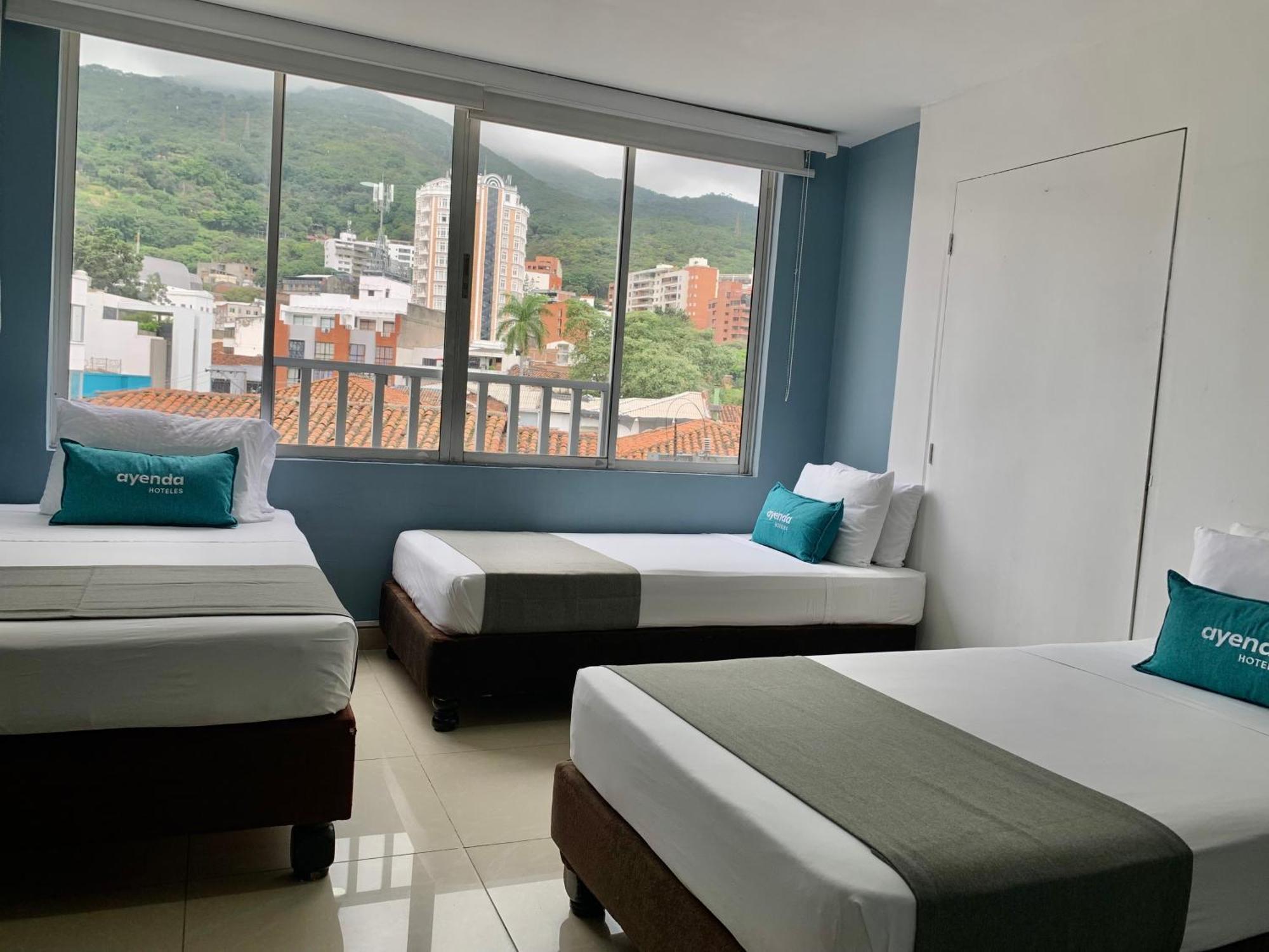 Hotel Aw Ariston Vegas De Granada 4*