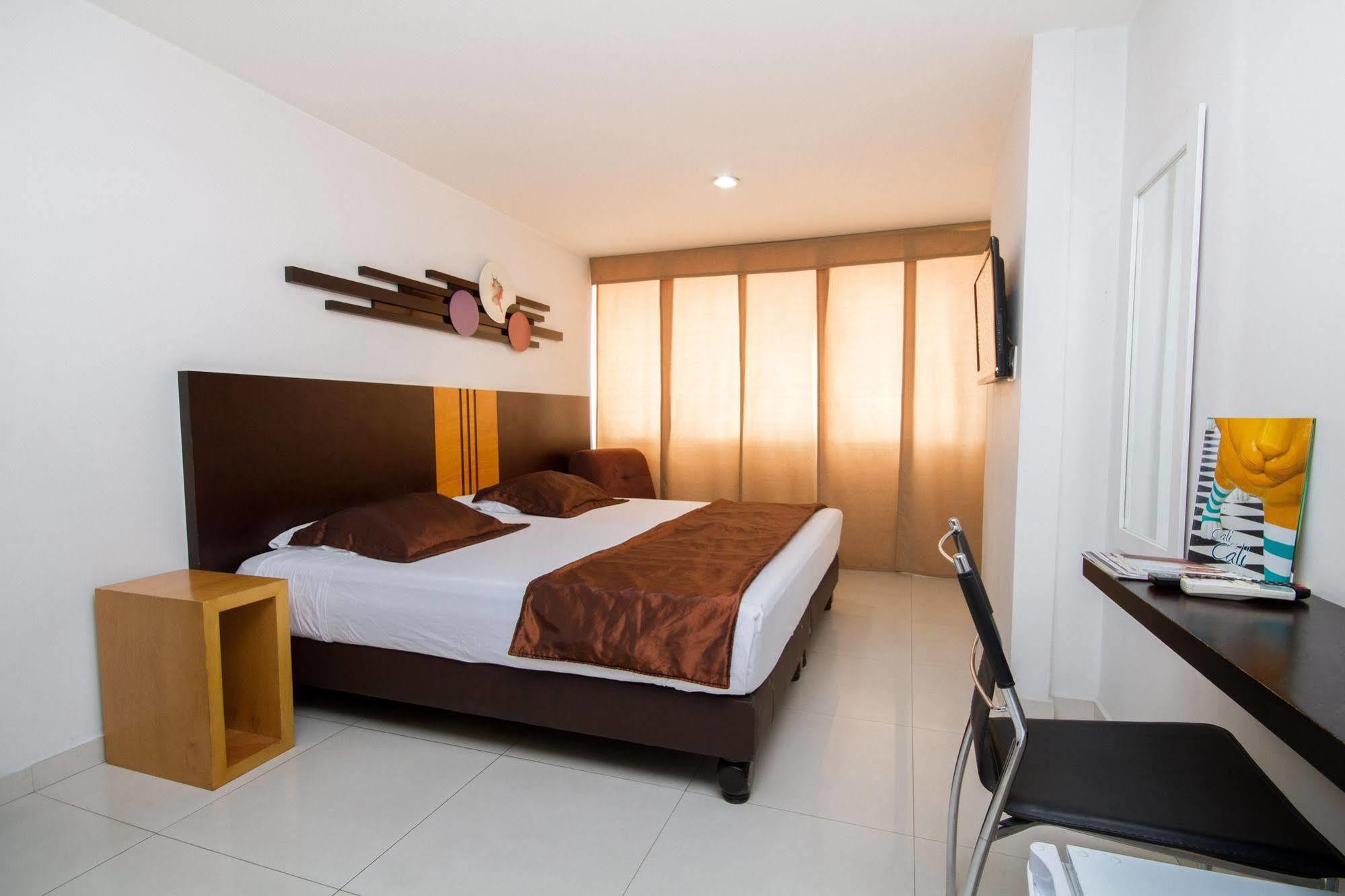 Aw Ariston Vegas De Granada Hotel Cali