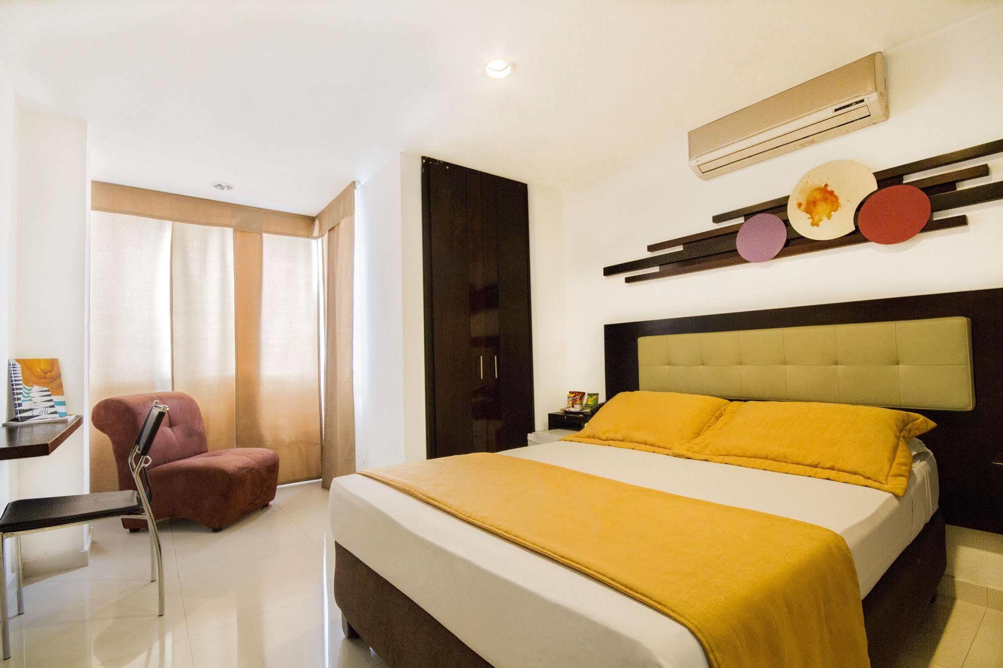 Hotel Aw Ariston Vegas De Granada 4*
